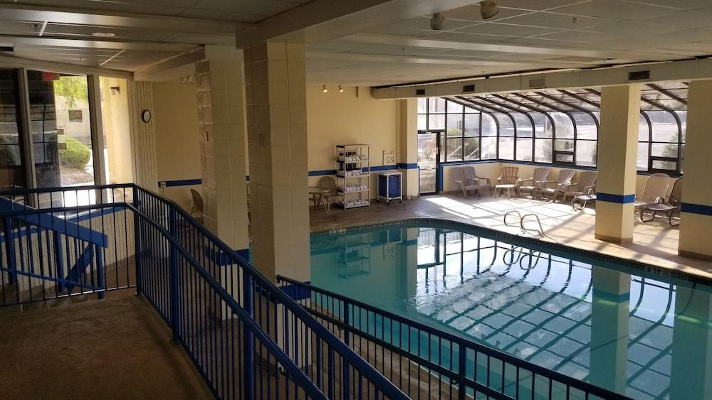 Ramada By Wyndham Downtown Spokane Kültér fotó