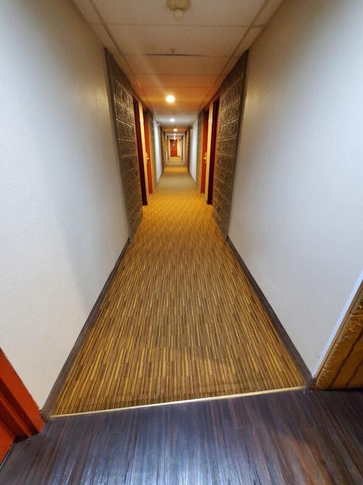 Ramada By Wyndham Downtown Spokane Kültér fotó