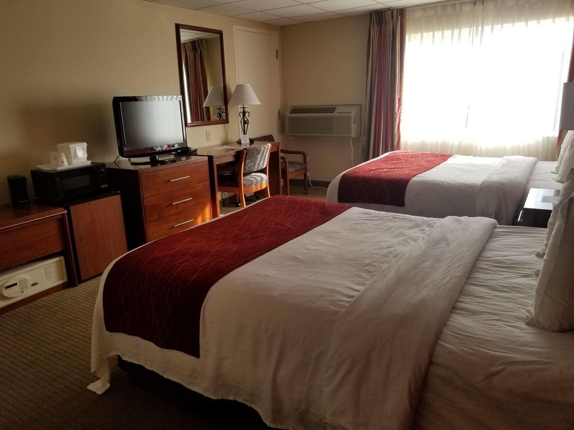 Ramada By Wyndham Downtown Spokane Kültér fotó